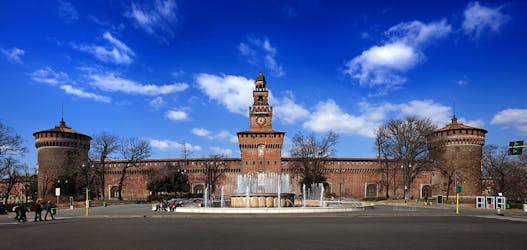 Tour privato di Milano con biglietti salta fila per il Castello Sforzesco